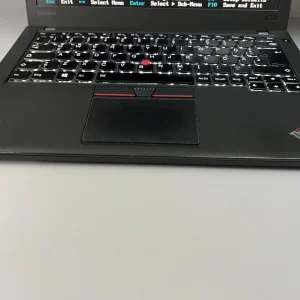 Laptop SH Lenovo Thinkpad X260 i5-6300U SSD 240GB baterie interna + baterie externa NOUA 10H - imagine 2